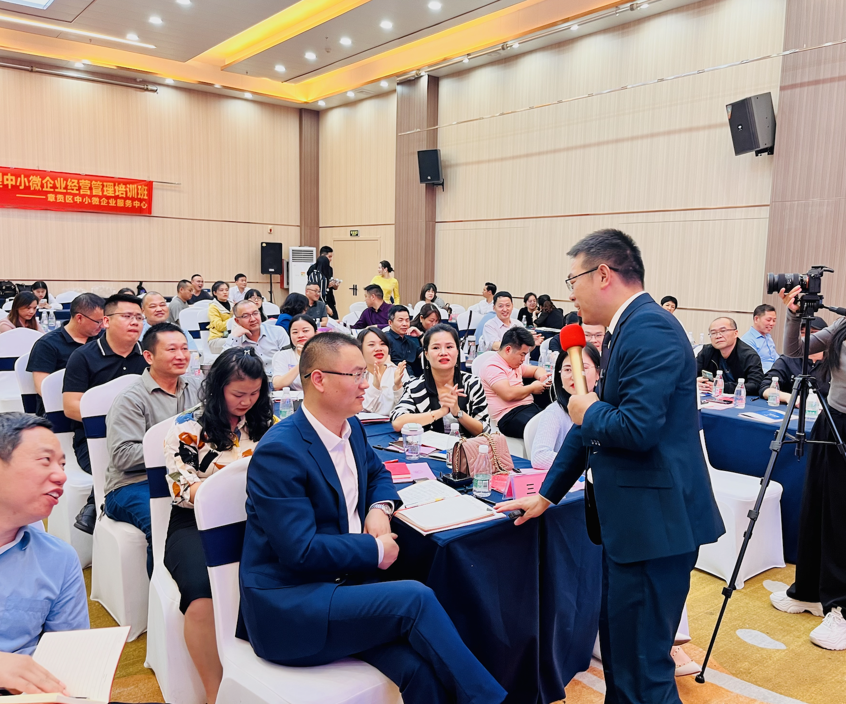 屏幕快照 2023-04-21 上午10.30.55.png 屏幕快照 2023-04-21 上午10.30.55.png